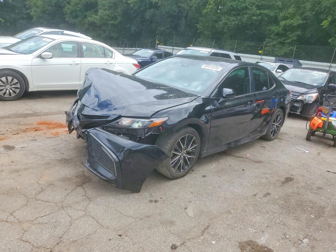 2024 TOYOTA CAMRY