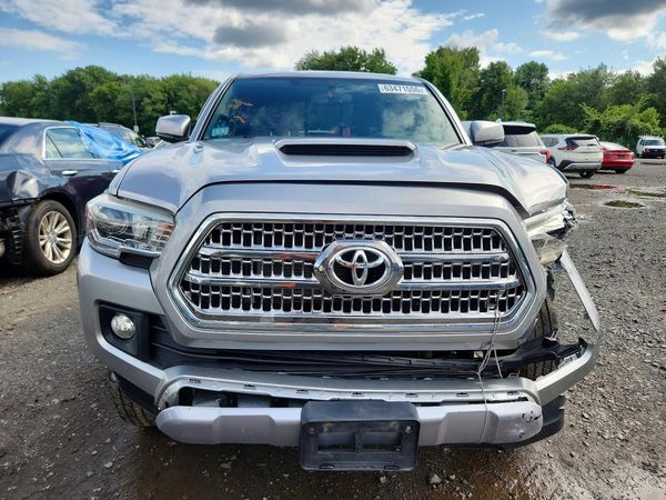 2016 TOYOTA TACOMA