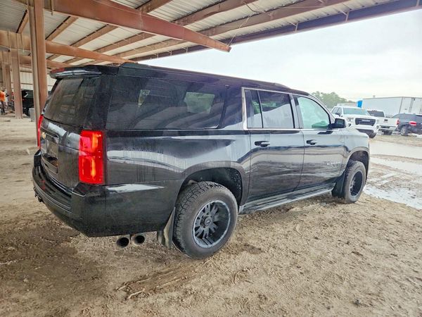 2016 CHEVROLET SUBURBAN LT