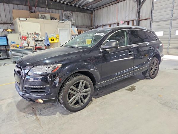 2012 AUDI Q7