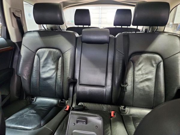 2012 AUDI Q7
