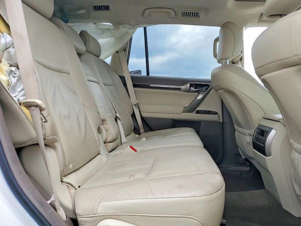 2016 LEXUS GX 460