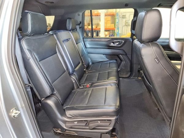 2023 CHEVROLET SUBURBAN LS