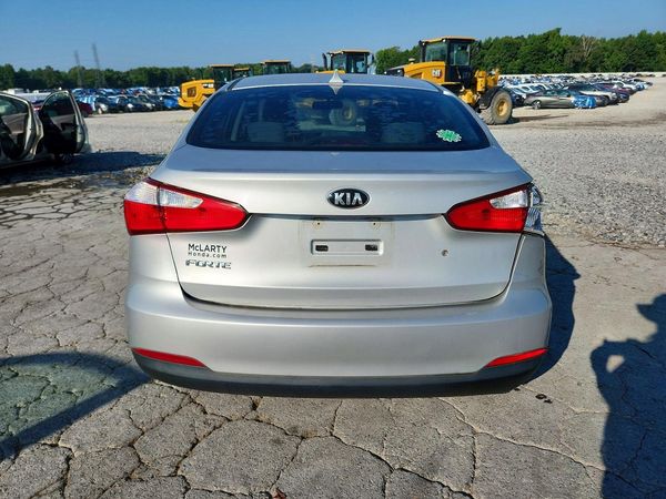 2015 KIA FORTE