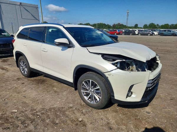 2019 TOYOTA HIGHLANDER SE/XLE