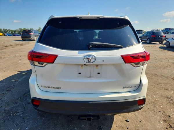 2019 TOYOTA HIGHLANDER SE/XLE
