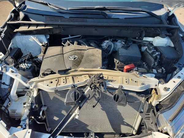 2019 TOYOTA HIGHLANDER SE/XLE