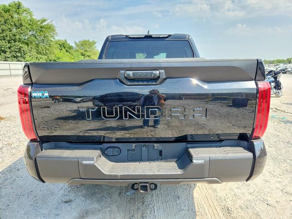 2024 TOYOTA TUNDRA
