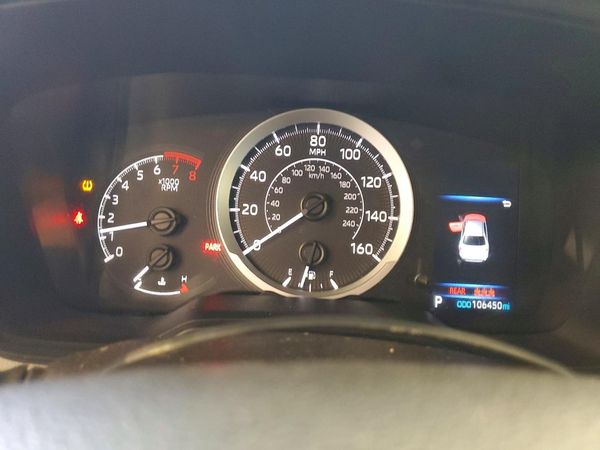 2021 TOYOTA COROLLA