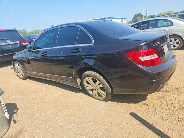 2013 MERCEDES-BENZ C C300