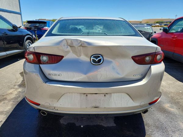 2024 MAZDA 3 Select Sport Package