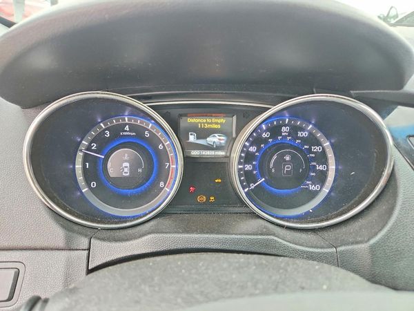 2014 HYUNDAI SONATA