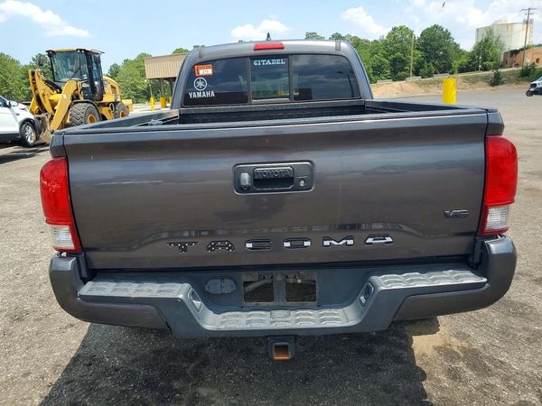 2017 TOYOTA TACOMA