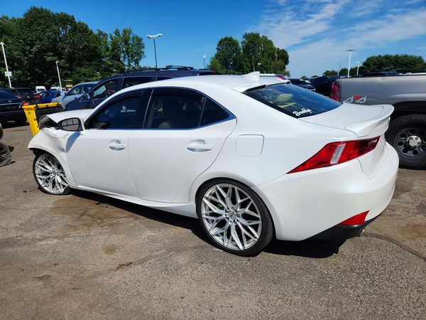 2016 LEXUS IS