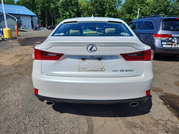 2016 LEXUS IS