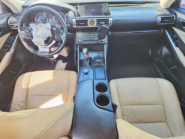2016 LEXUS IS
