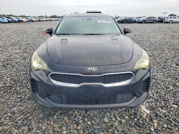 2019 KIA STINGER