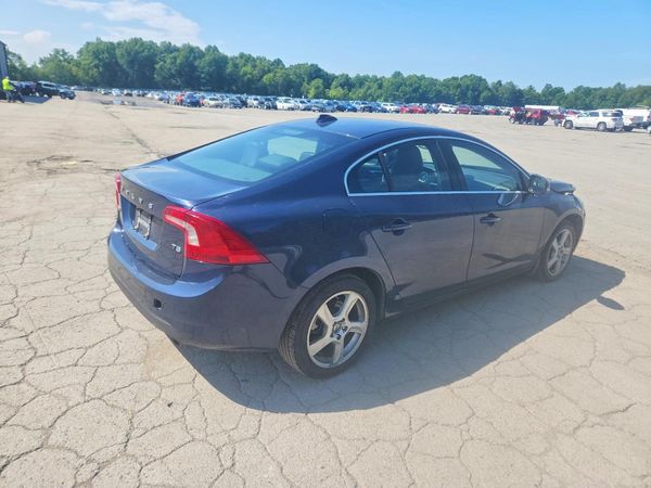 2012 VOLVO S60