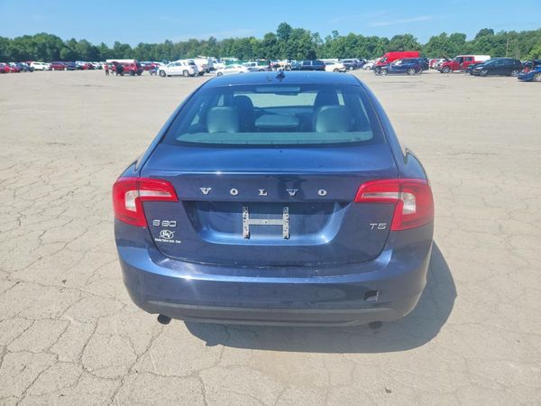 2012 VOLVO S60