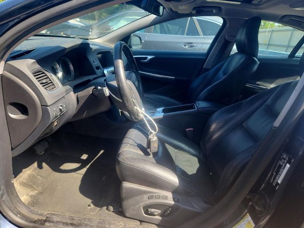 2012 VOLVO S60
