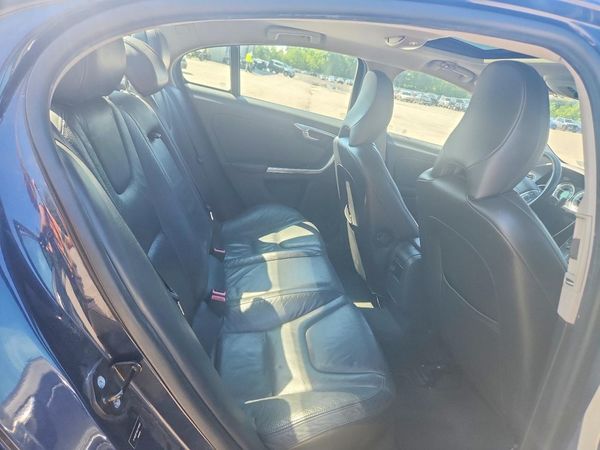 2012 VOLVO S60