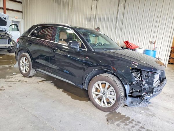 2022 AUDI Q3