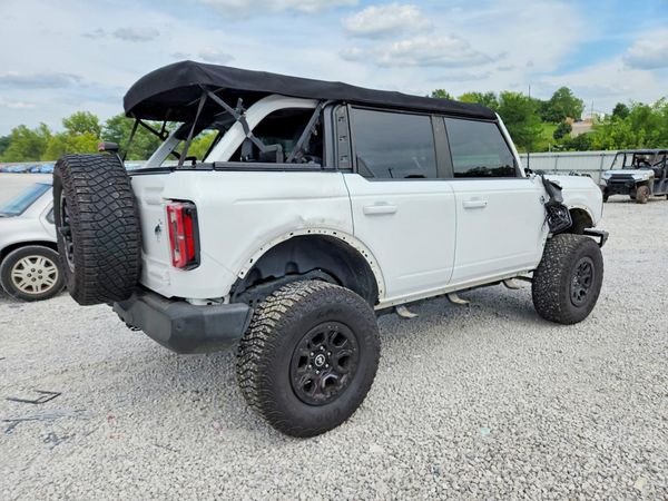 2021 FORD BRONCO
