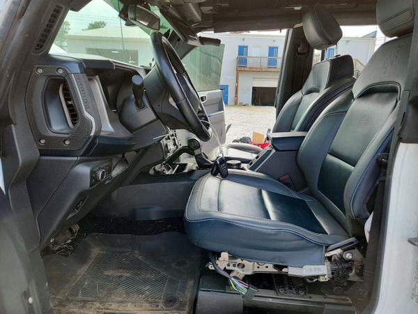 2021 FORD BRONCO
