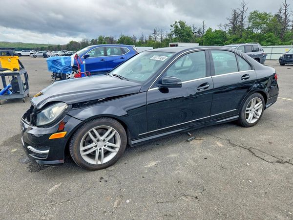 2014 MERCEDES-BENZ C CLASS C300 4 MATIC