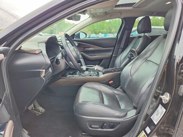 2022 MAZDA CX-30 Premium Package