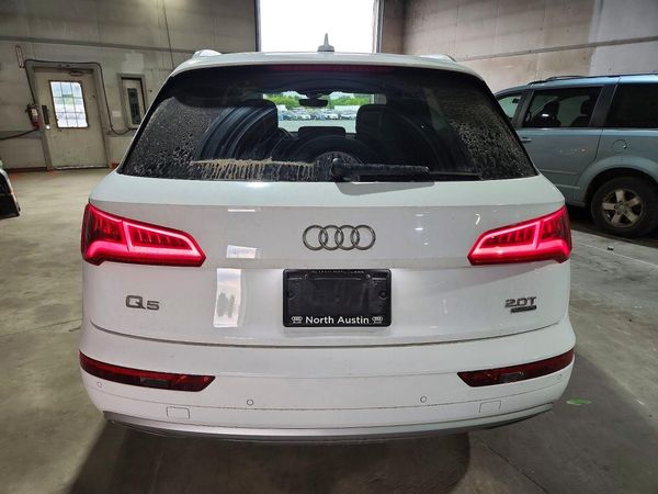 2018 AUDI Q5 quattro Premium Plus