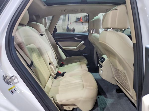 2018 AUDI Q5 quattro Premium Plus