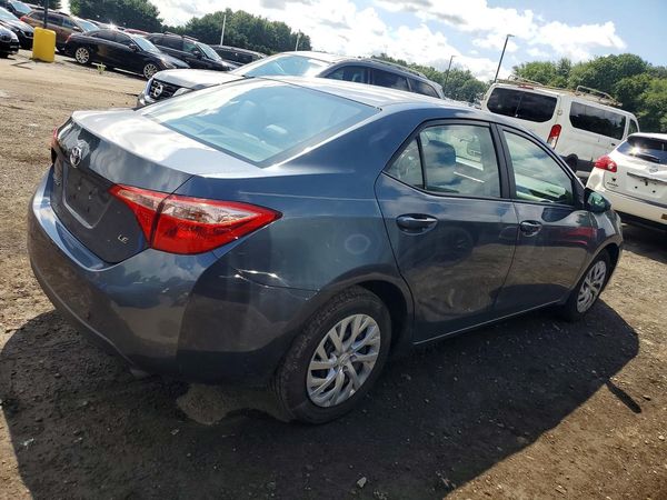 2017 TOYOTA COROLLA