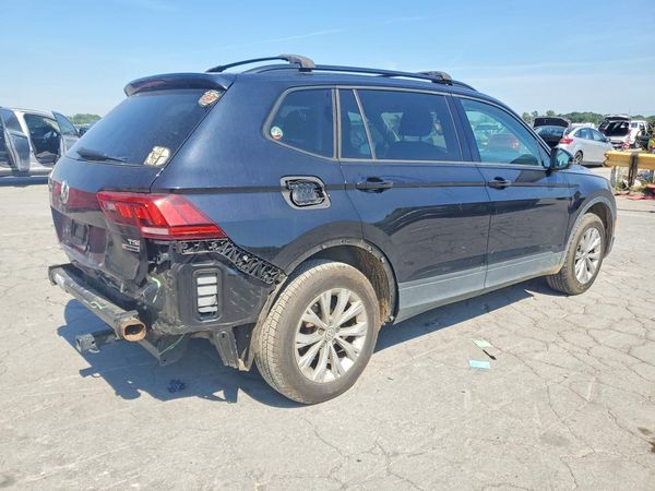 2018 VOLKSWAGEN TIGUAN 4Motion S