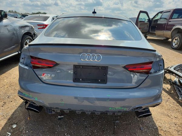 2023 AUDI RS5 quattro