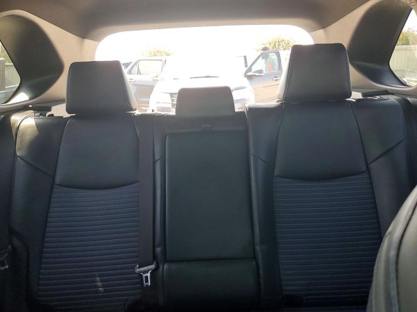 2019 TOYOTA RAV4 XSE HV 4WD
