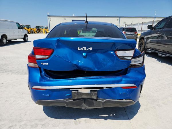 2022 KIA RIO LX, S