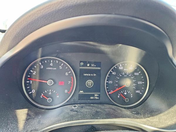 2022 KIA RIO LX, S