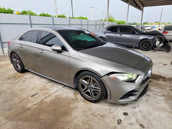 2020 MERCEDES-BENZ A