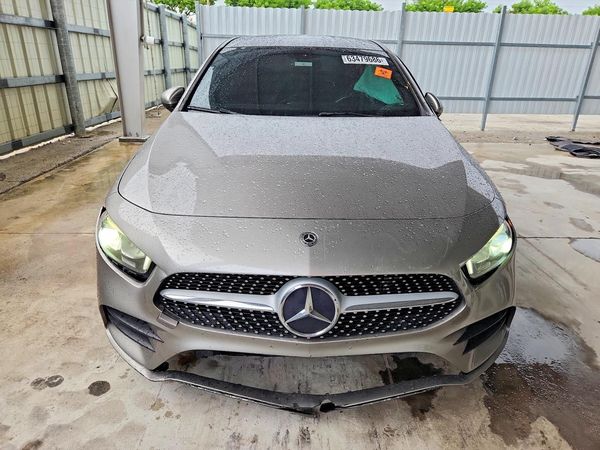 2020 MERCEDES-BENZ A