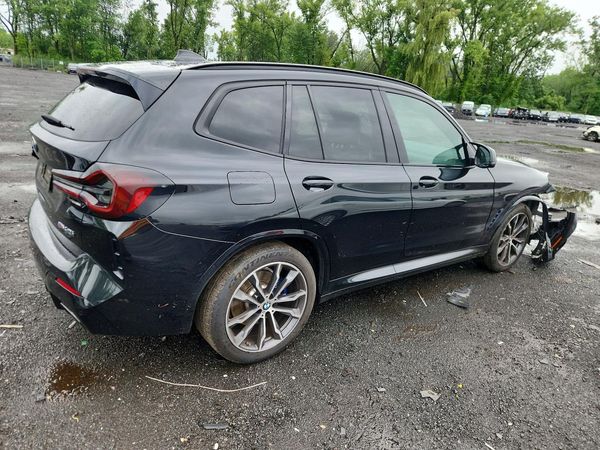 2022 BMW X3 M40i