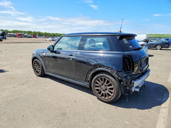 2019 MINI COOPER