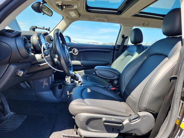 2019 MINI COOPER