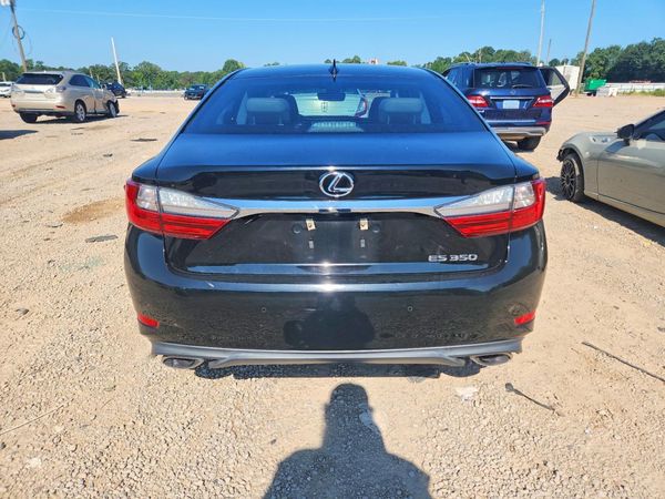 2017 LEXUS ES