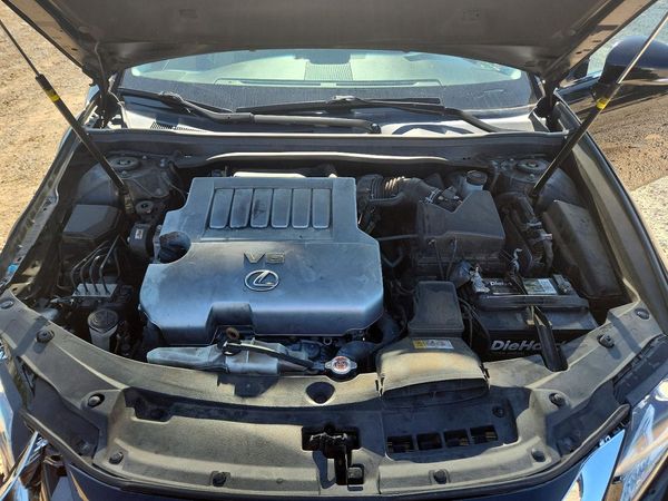 2017 LEXUS ES