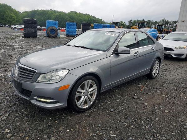 2013 MERCEDES-BENZ C C300