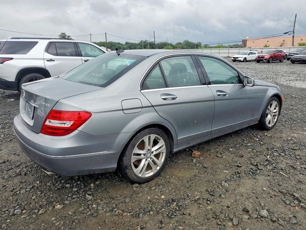 2013 MERCEDES-BENZ C C300