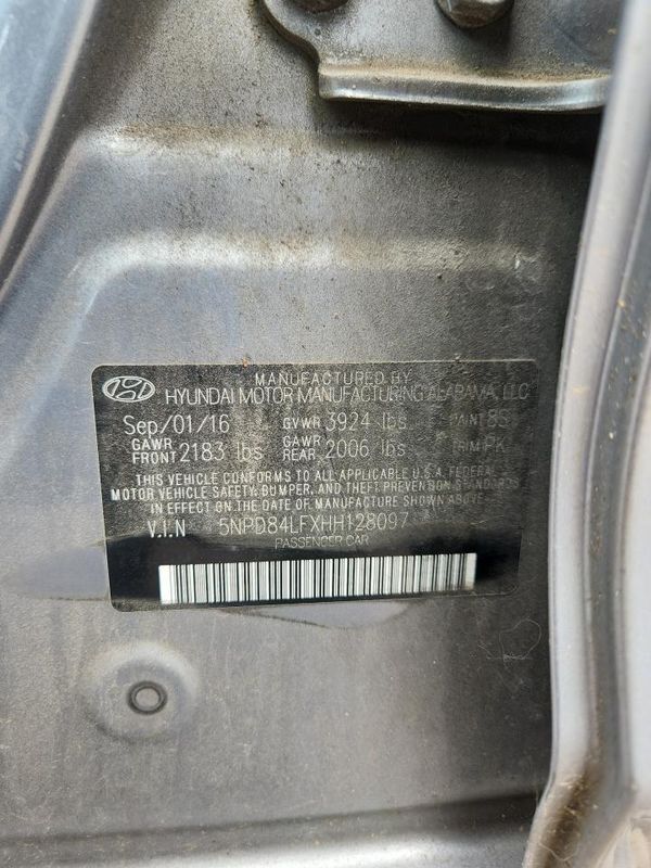 2017 HYUNDAI ELANTRA