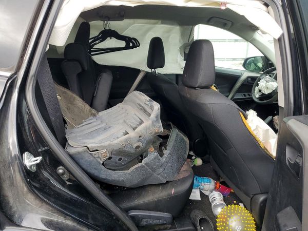2016 TOYOTA RAV4