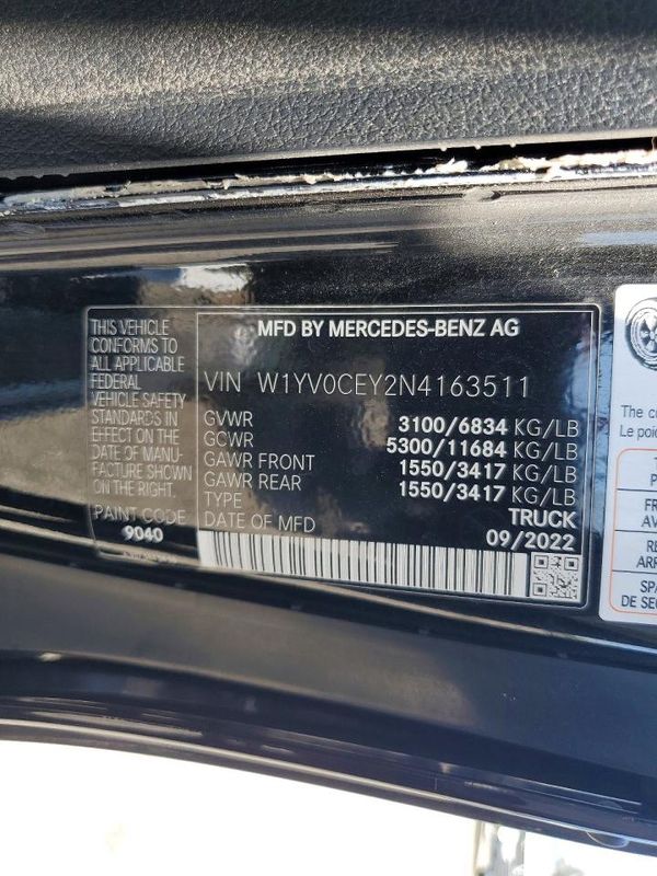 2022 MERCEDES-BENZ METRIS